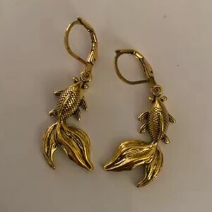Vintage Gold Fish Earrings